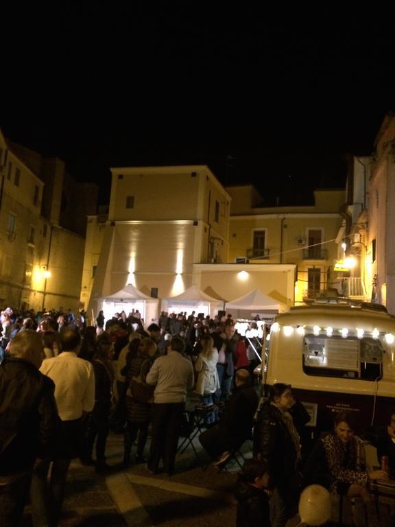 Albergo Ristorante Del Cacciatore Foggia Exteriör bild
