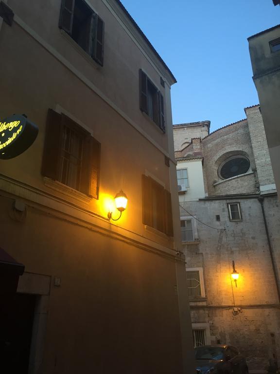 Albergo Ristorante Del Cacciatore Foggia Exteriör bild