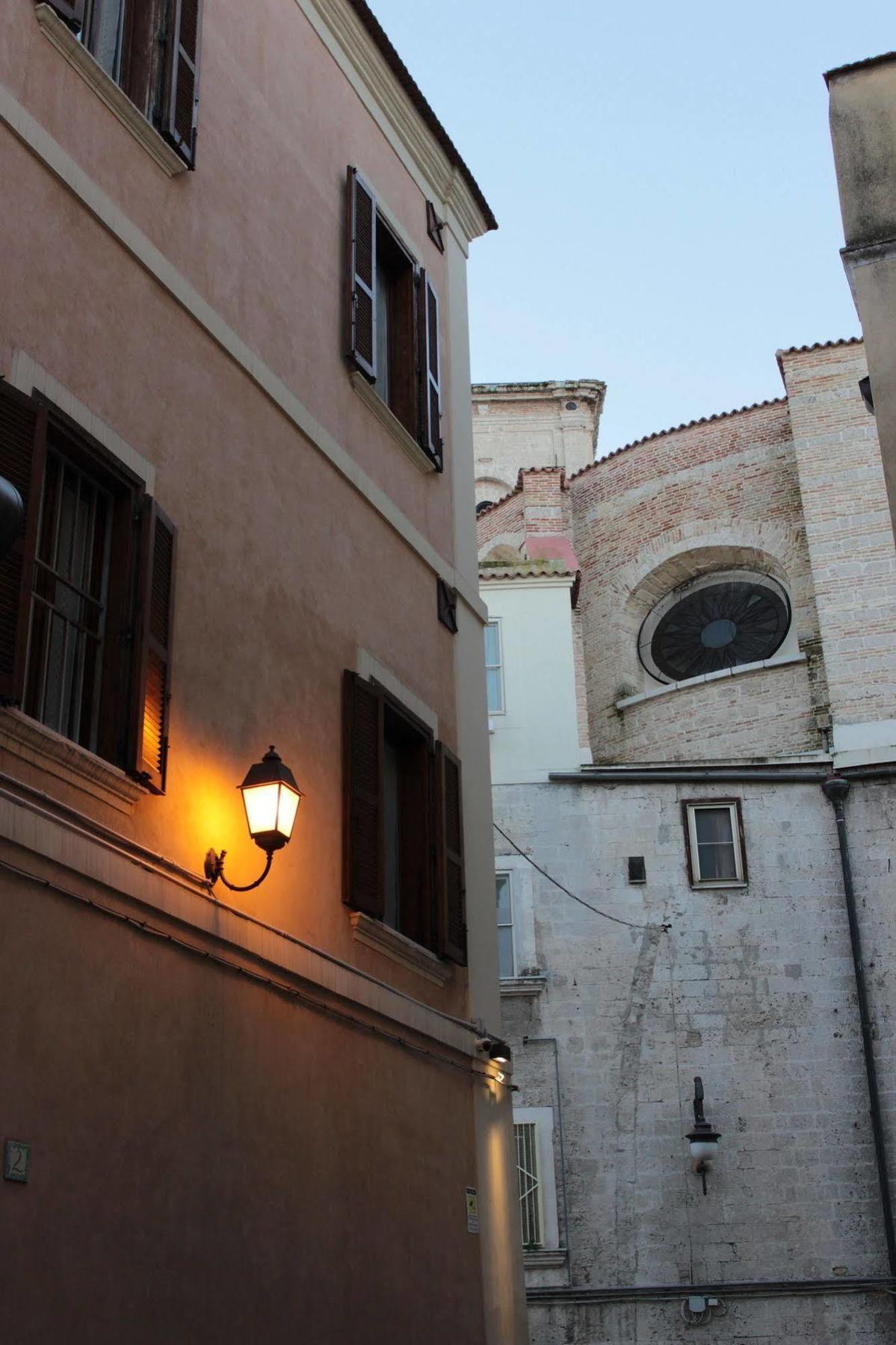 Albergo Ristorante Del Cacciatore Foggia Exteriör bild